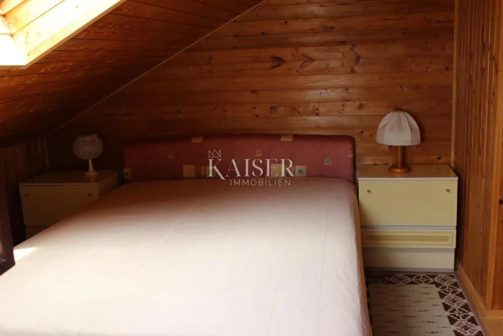 otok brač-prekrasna kamena kuća s pet apartmana, maslinikom i panoramskim pogledom na more - slika 8