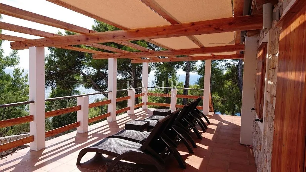split, drvenik - luksuzna kamena vila, 8700 m2, prvi red do mora - slika 9
