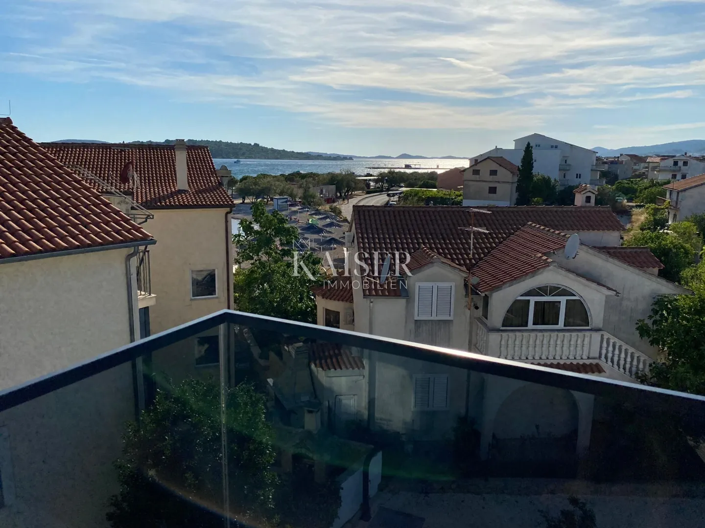 trosobni penthouse sa krovnom terasom - srima, vodice - slika 10