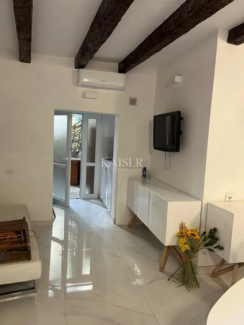 otok krk, malinska- studio 29m2 u 1. redu do mora - slika 2