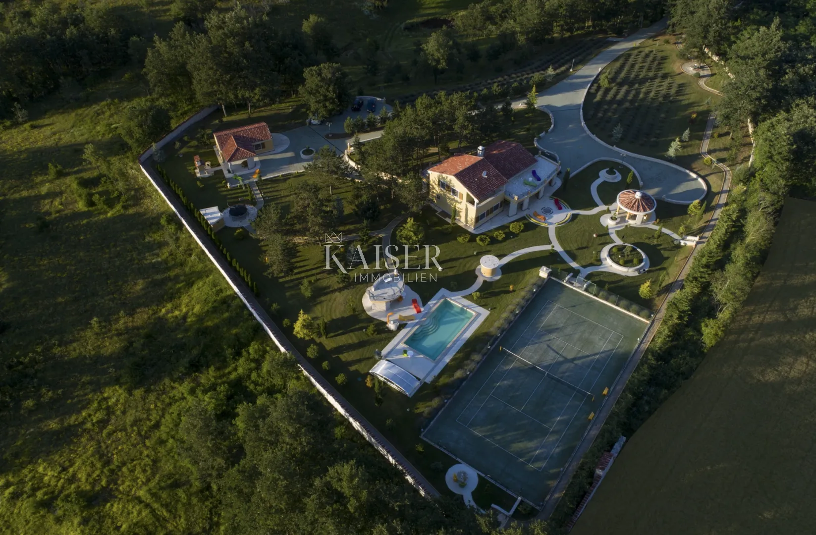 istra, pazin - jedinstveno imanje, 42.000 m2 - slika 4