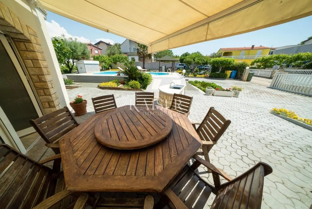 zadar, vir - prekrasna prostrana kuća 50 m od plaže - slika 18