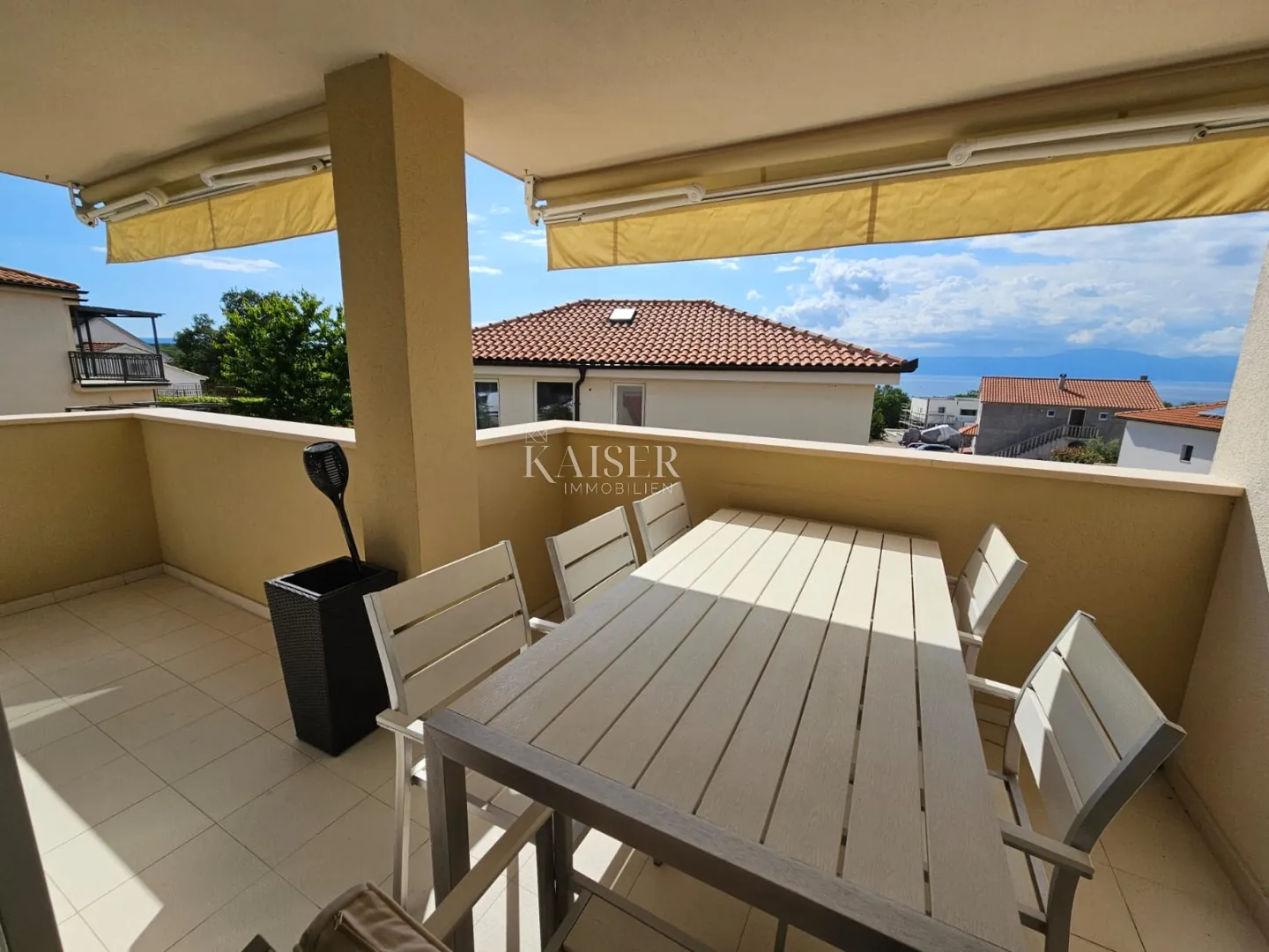 otok krk, malinska - apartman 100m2, pogled more - slika 5