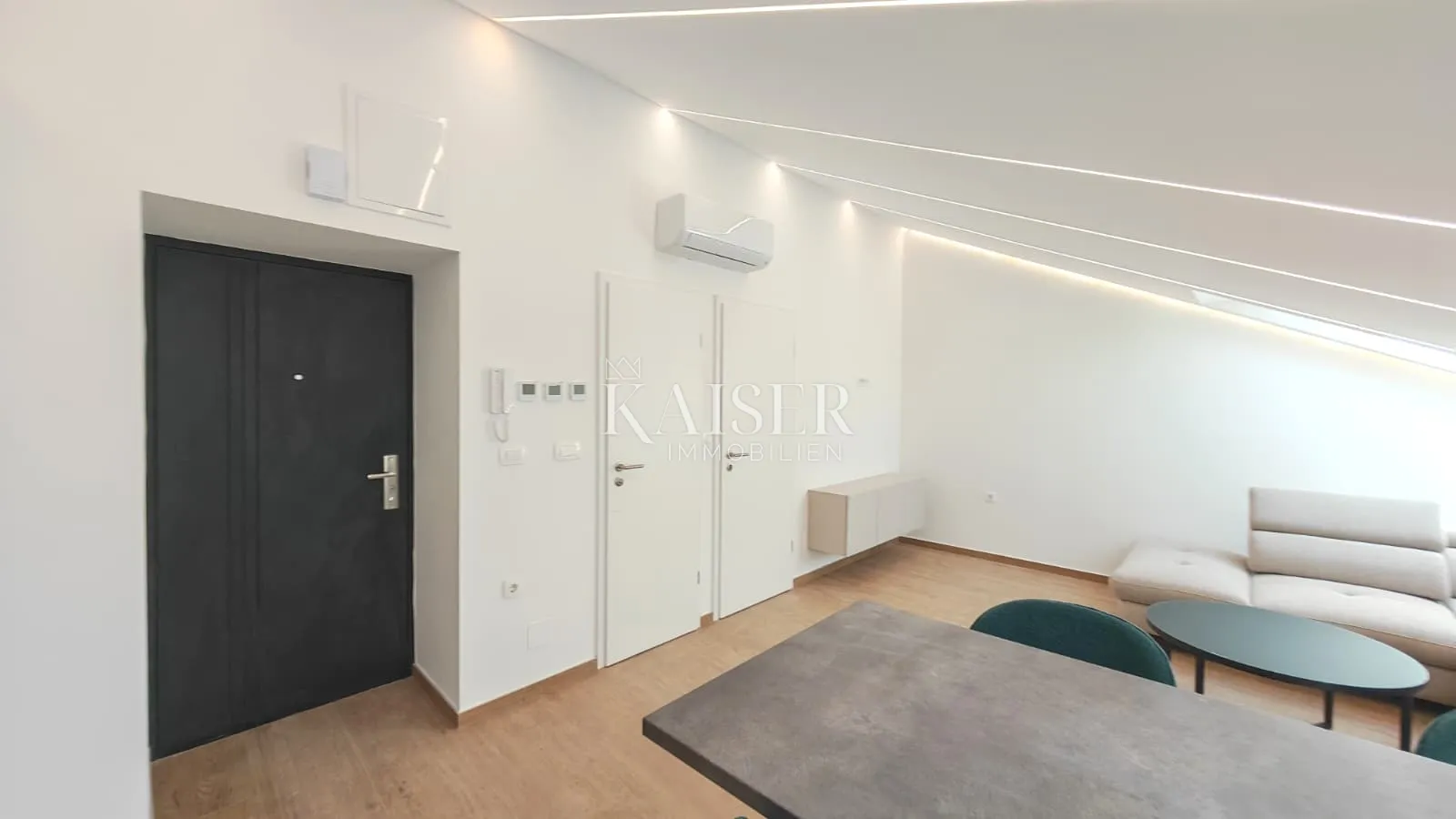 istra, pula- šarmantan stan 35m2 u centru - slika 2