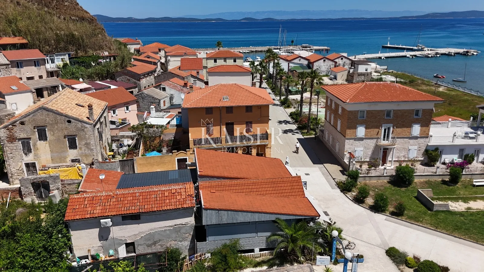 otok susak, kuća s restoranom - slika 8