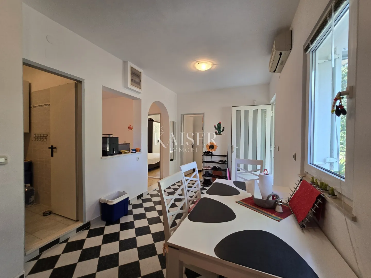 apartman u prizemlju s dvorištem, idealan za obitelji, rogoznica – lozica - slika 10