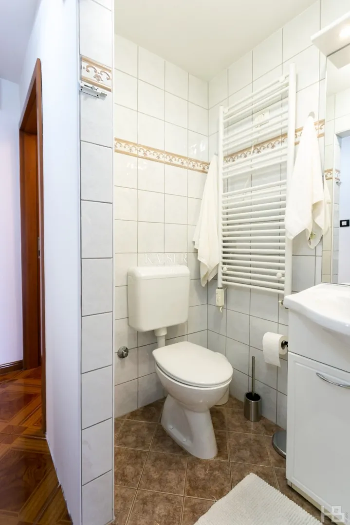 pećine - stan prvi red do mora 41 m2 - slika 17