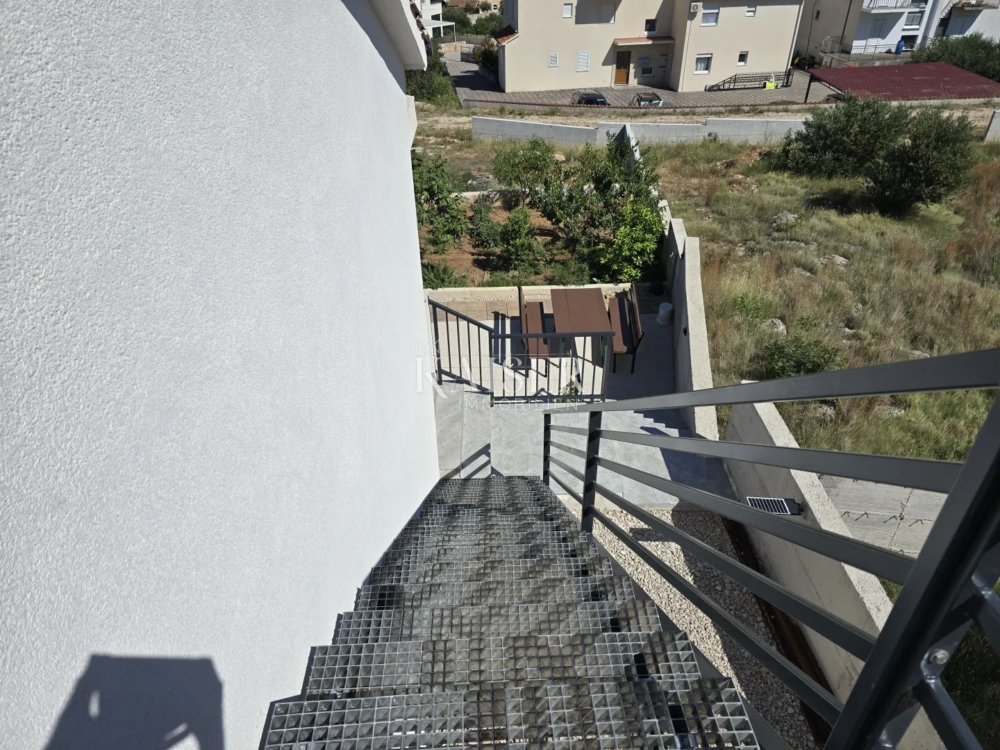 vodice,šibenik - moderna samostojeća prizemnica s garažom i velikom okućnicom - slika 36