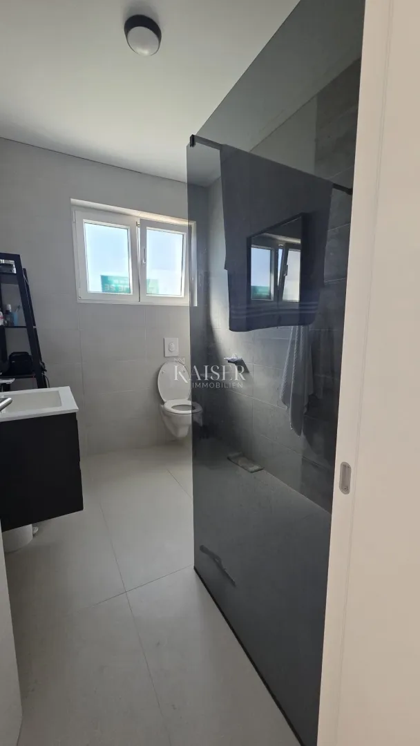 zadar, vrsi- vila 180 m2 sa bazenom i pogledom na more - slika 17