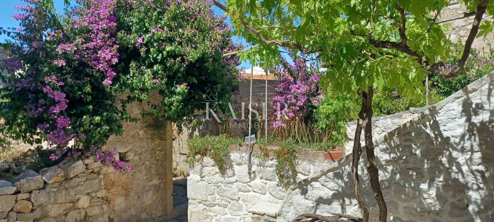 Veli Iž – Autentična, renovirana kuća u staroj jezgri - Veli Iž, Zadar