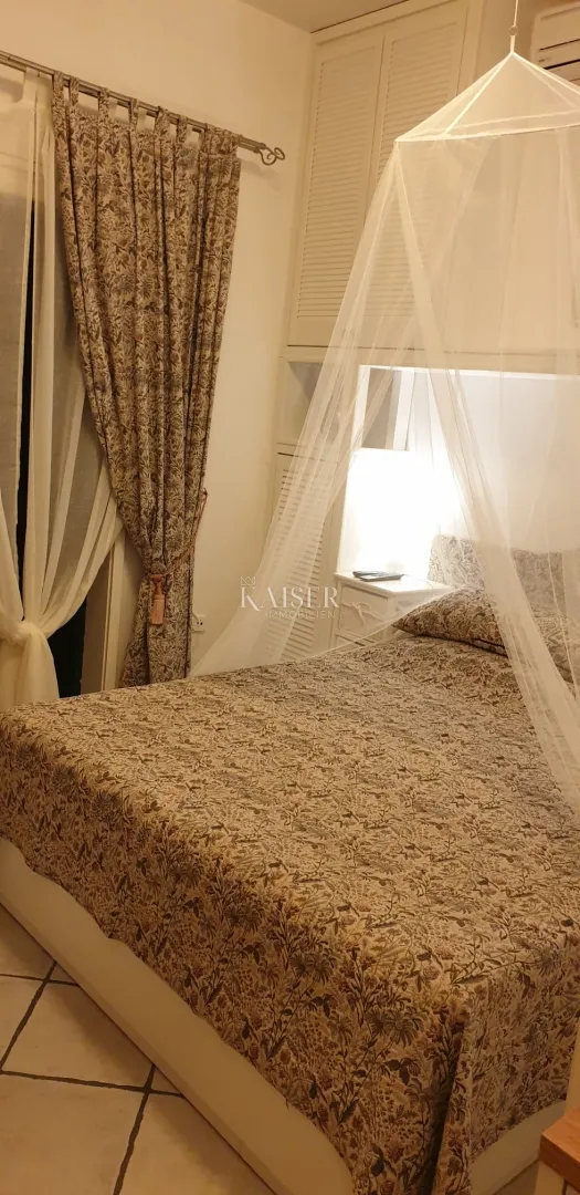 mali lošinj, artatore, dva apartmana okružena borovom šumom 65m2 - slika 7