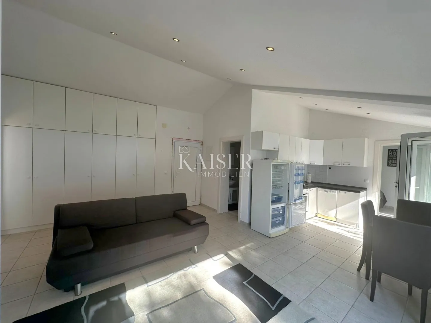 baška voda - penthouse 85m2, prvi red do mora, top lokacija - slika 9