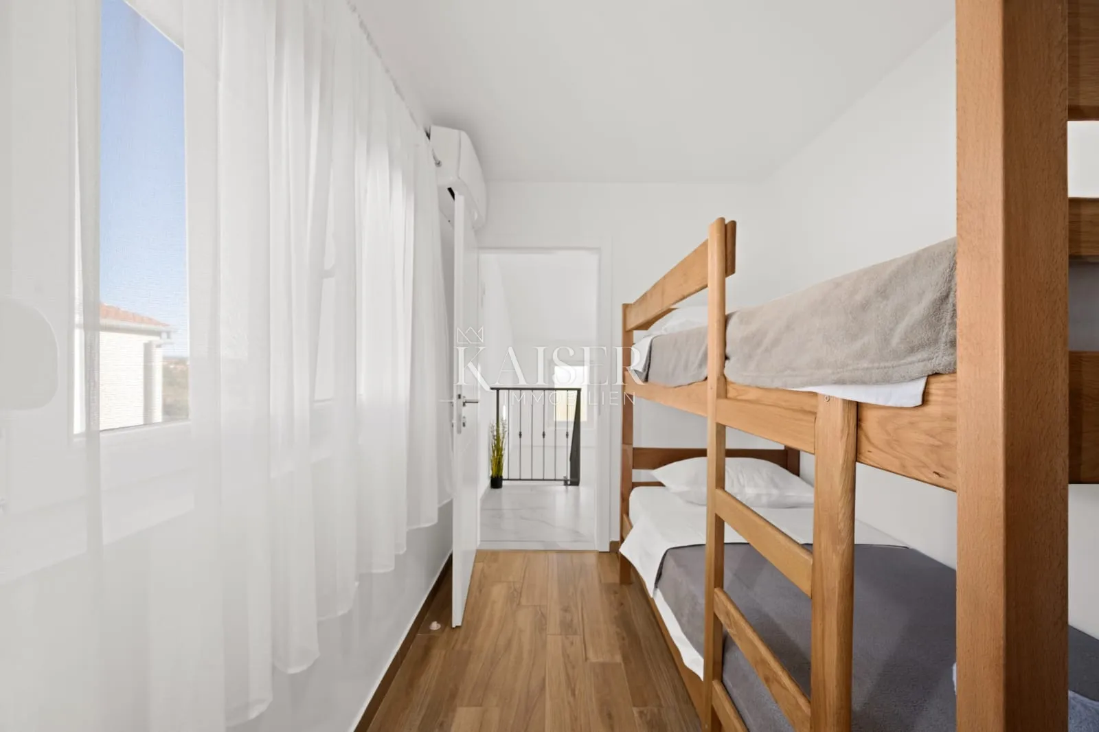 biograd, okolica - kuća sa bazenom, 145m2 - slika 15