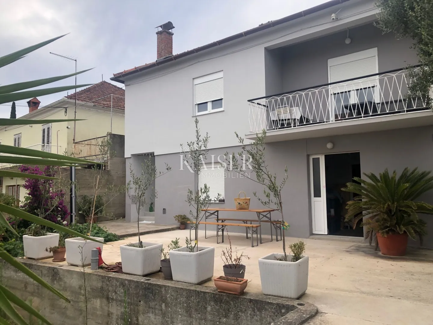 kali, otok ugljan kuća s dva stana i predivnim pogledom na more - slika 3