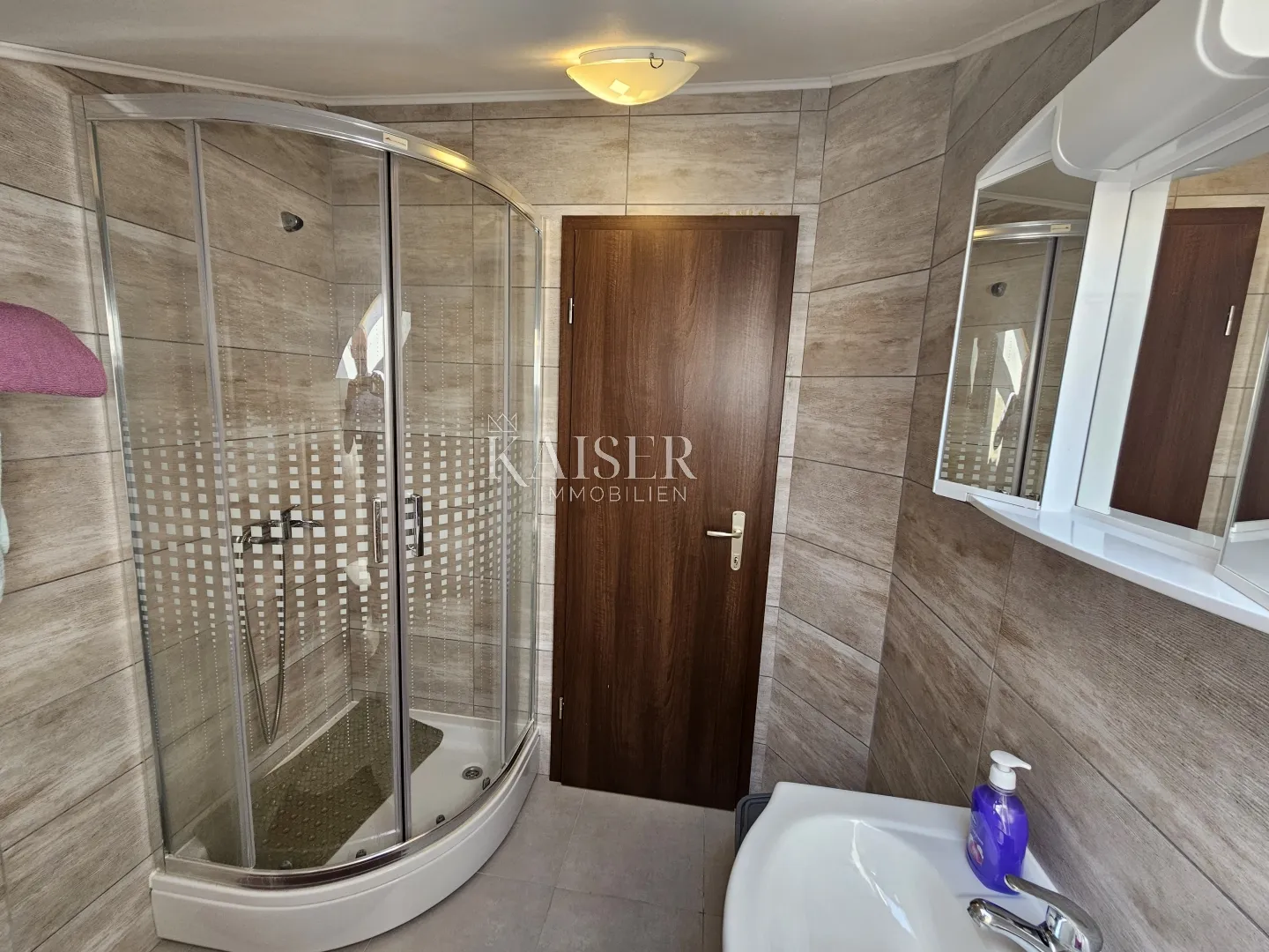 otok krk, malinska - kuća sa 4 apartmana - slika 12