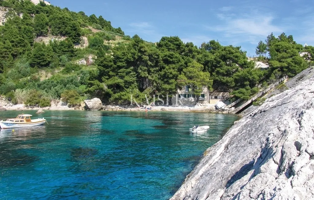 Otok Hvar - kuća prvi red do mora