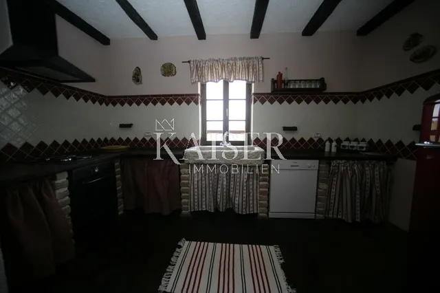 istra - motovun, kamena kuća u središnjoj istri - slika 18