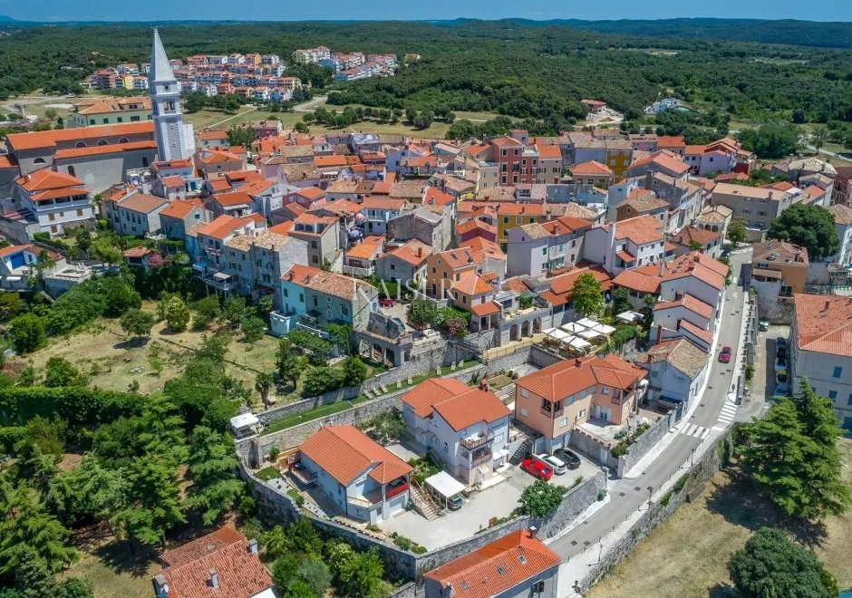 istra - poreč okolica, šarmantna kuća 300 m od mora - slika 15