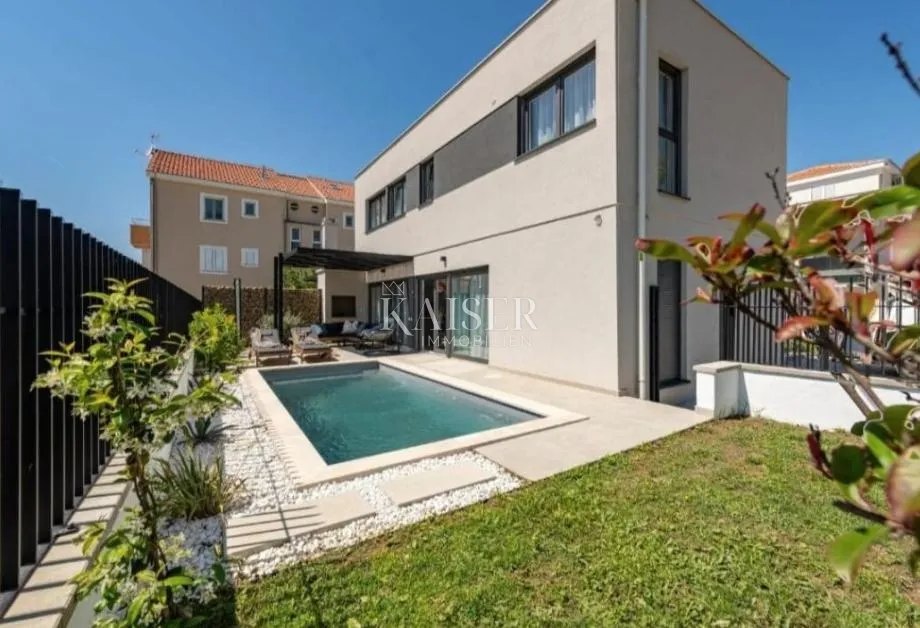 zadar, privlaka - moderna vila s bazenom, 50 m od mora - slika 5