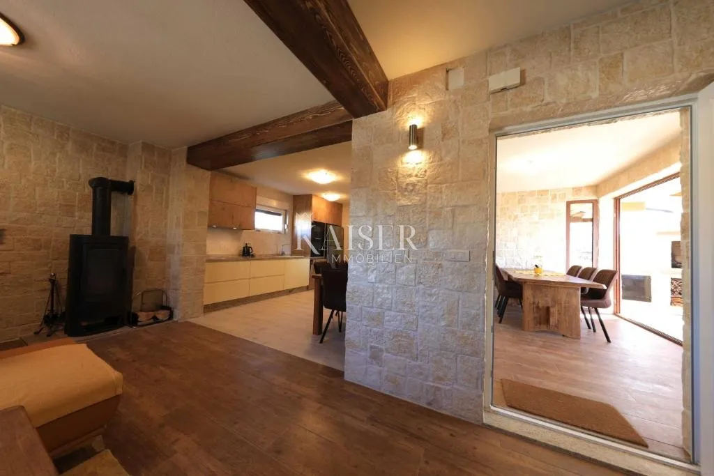zadar, pridraga - kamena vila s grijanim bazenom i panoramskim pogledom - slika 12