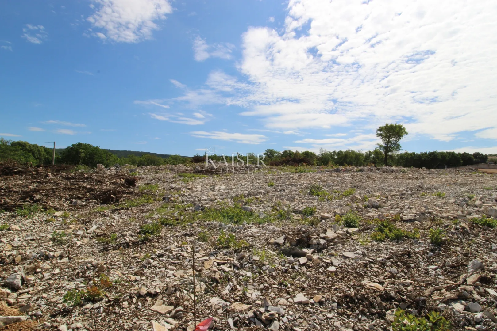 trget - građevinsko zemljište, 820 m2 - slika 9