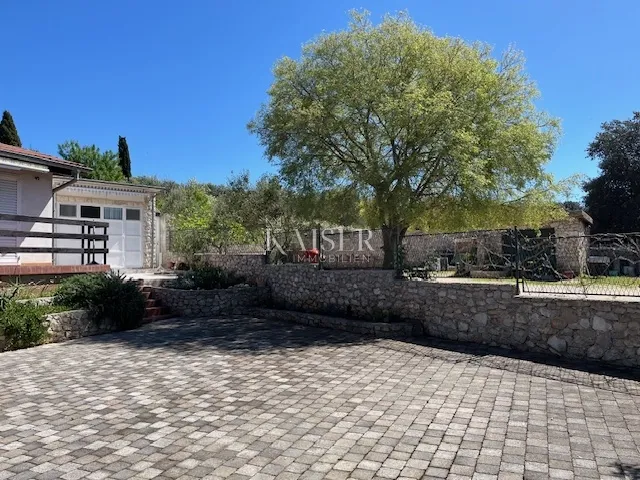 pakoštane - atraktivna kuća s pogledom na more, 250m od plaže - slika 5