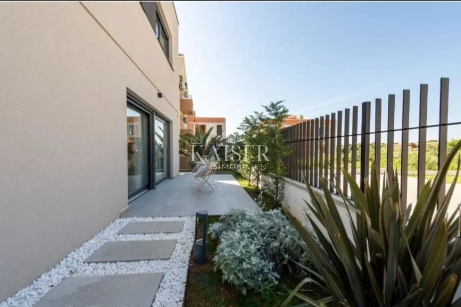 zadar, privlaka - moderna vila s bazenom, 50 m od mora - slika 22