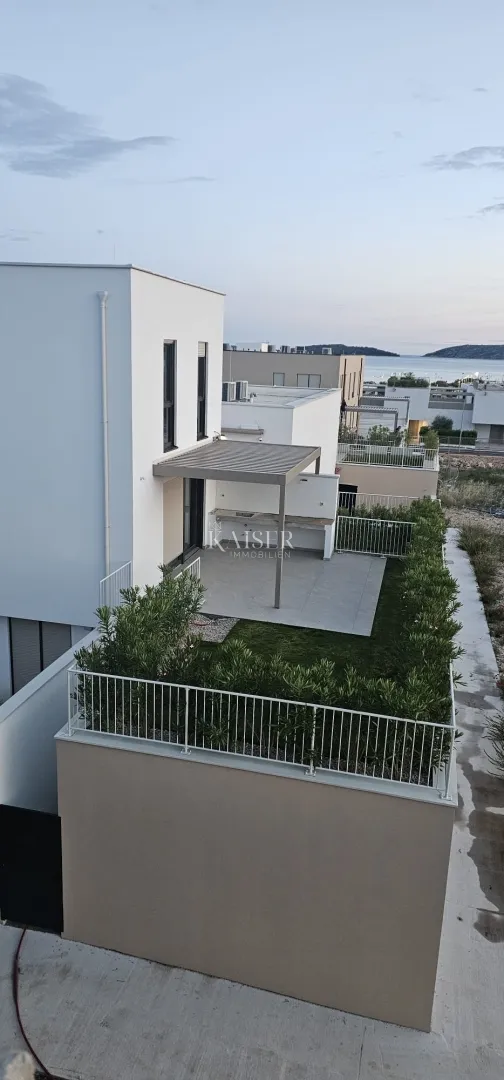 brodarica, šibenik - butik rezidencija s privatnim bazenima i vrtovima, 50 m od mora - slika 3