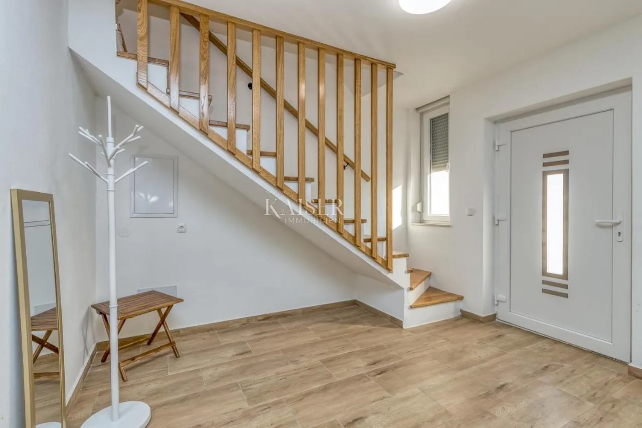 tinjan - dvije dvojne kuće s bazenom, 170 m2 - slika 14