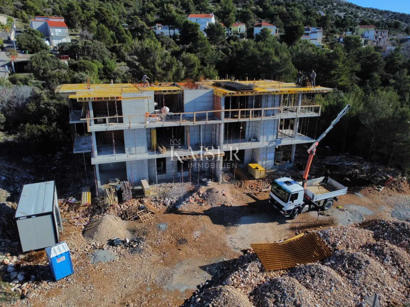 primošten - arhitektonski dragulj u prvom redu do mora s prostranim vrtom - slika 2