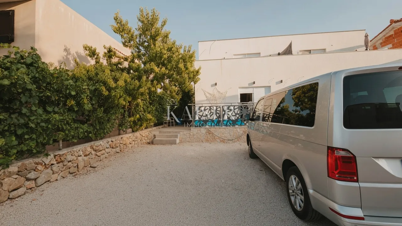 zadar, vir - apartman s velikom terasom blizu plaže - slika 7