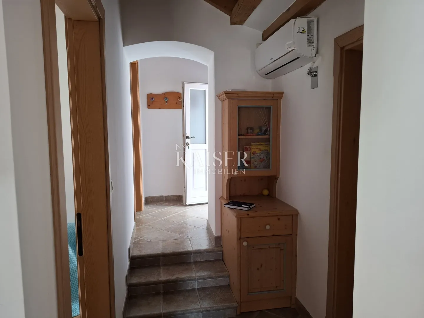 otok lošinj, veli lošinj, dvosobni stan+db u strogom centru - slika 5