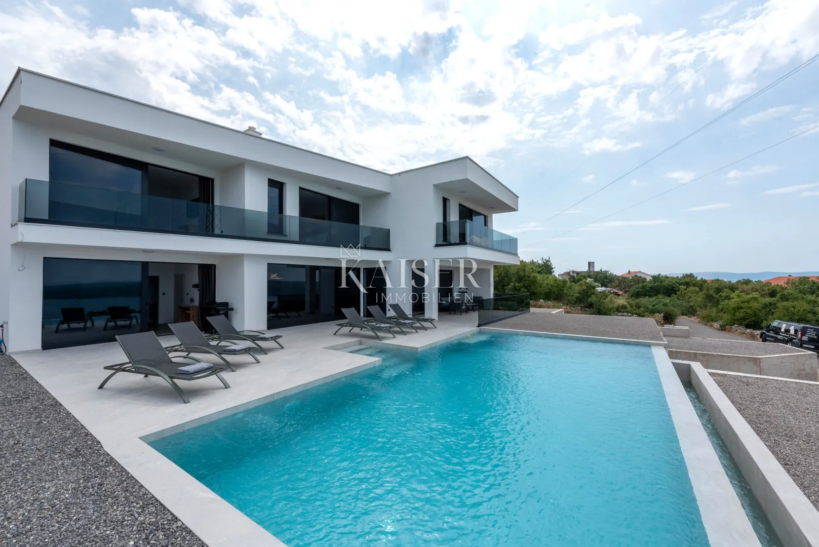 crikvenica, elegantna vila s bazenom i jedinstvenim pogledom - slika 2