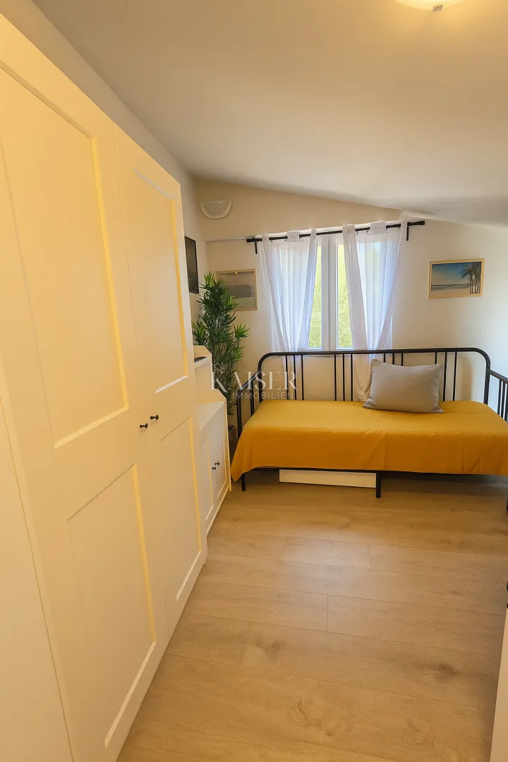 vir | kuća s 6 apartmanskih jedinica i garažom – 200 m od mora - slika 30