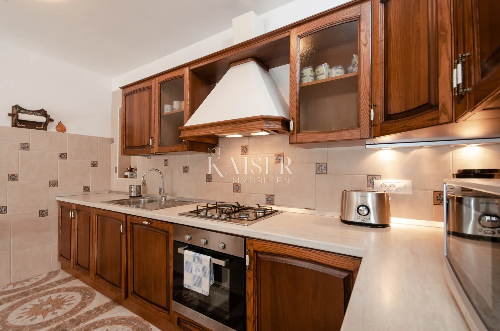 istra, rovinj okolica- šarmantna kamena kuća 170m2 s bazenom - slika 8