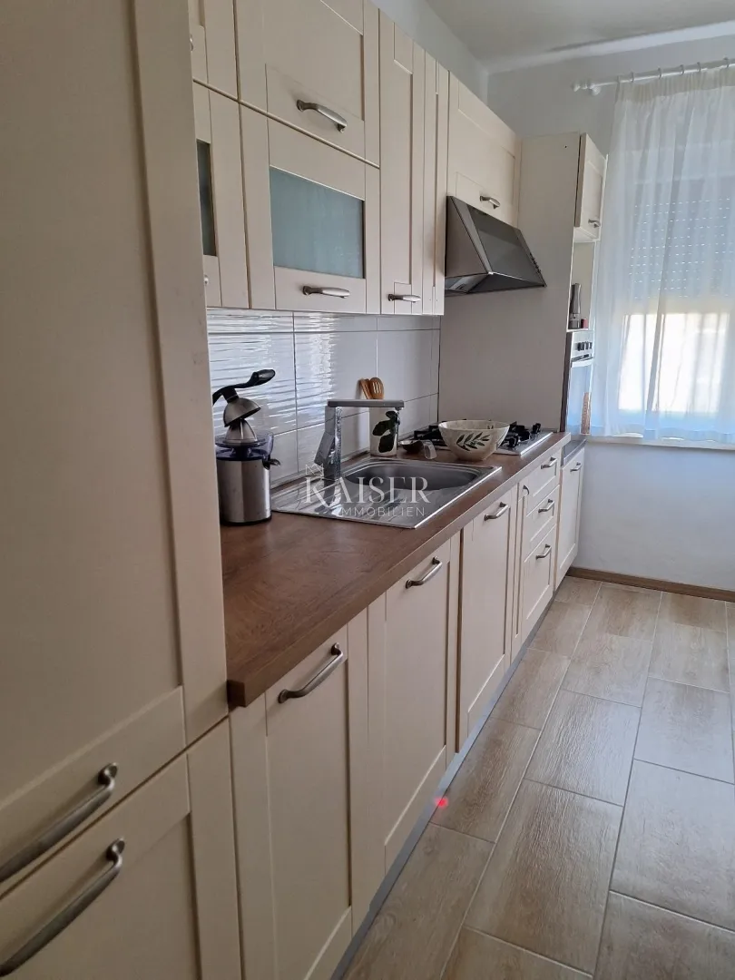 istra, umag - praktičan stan u centru, 56m2 - slika 9