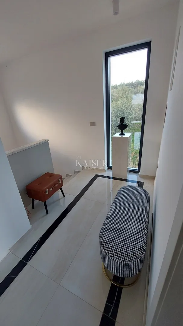istra, buje - luksuzna vila sa vinskim podrumom, sobom za zabavu, kinom...pogled more i maslinici - slika 17