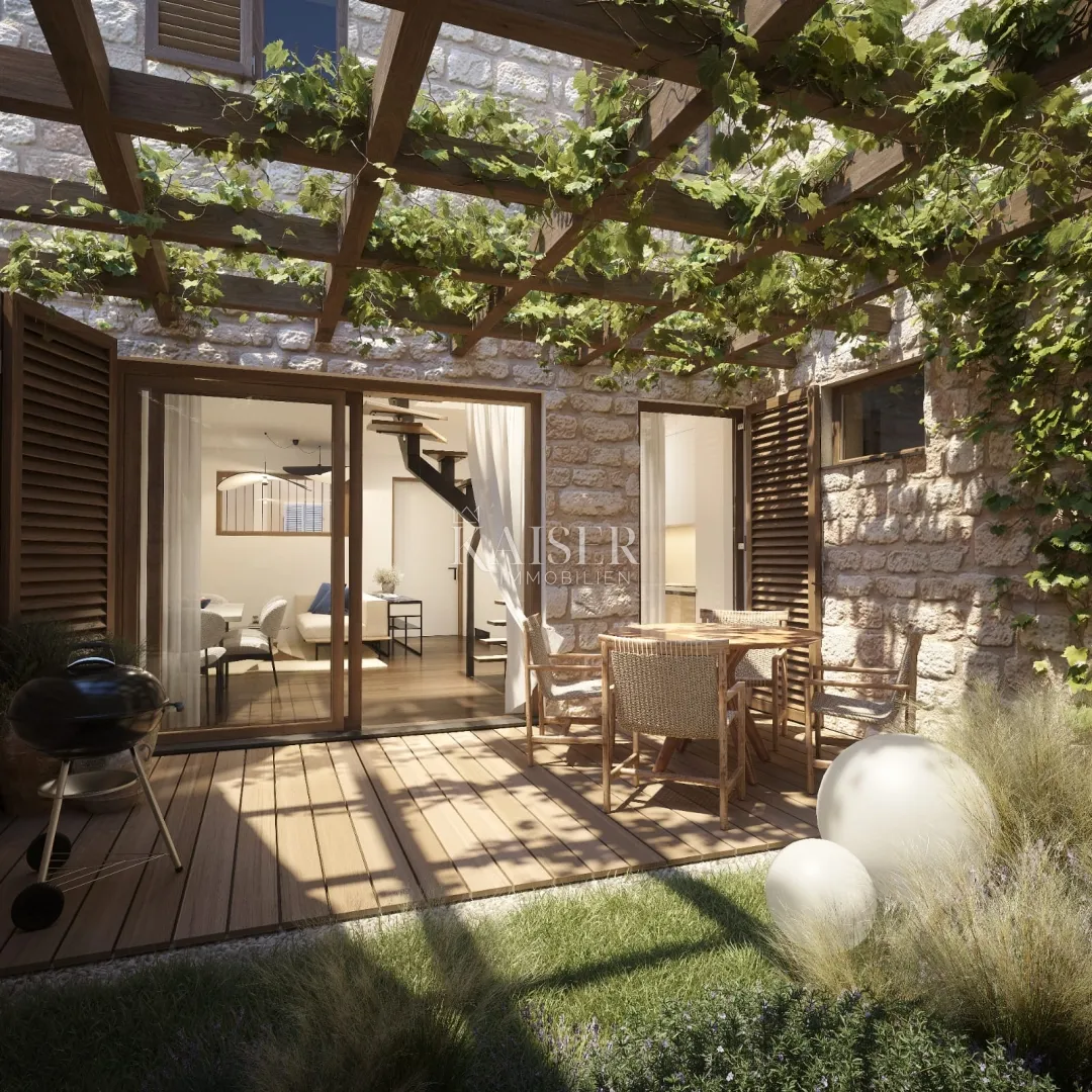 murter, jezera-unikatna kamena kuća, vertikalna elegancija kroz tri etaže, ušteda 3% - slika 4