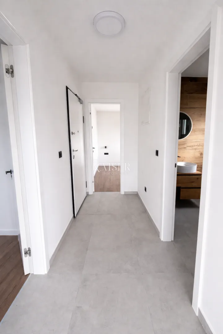 zadar – privlaka | apartman s krovnom terasom i pogledom, 200 m od mora - slika 15
