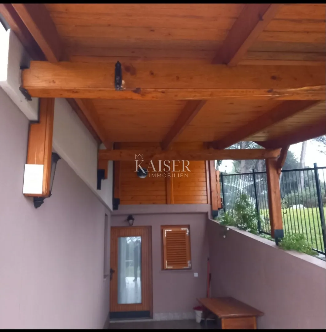 istra, medulin - dvojna kuća sa dva stana s pogledom na more - slika 2