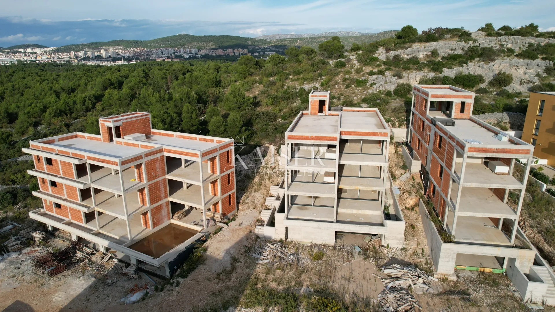 veliki obiteljski stan (s2) na prvom katu s bazenom i pogledom, mandalina - šibenik - slika 4