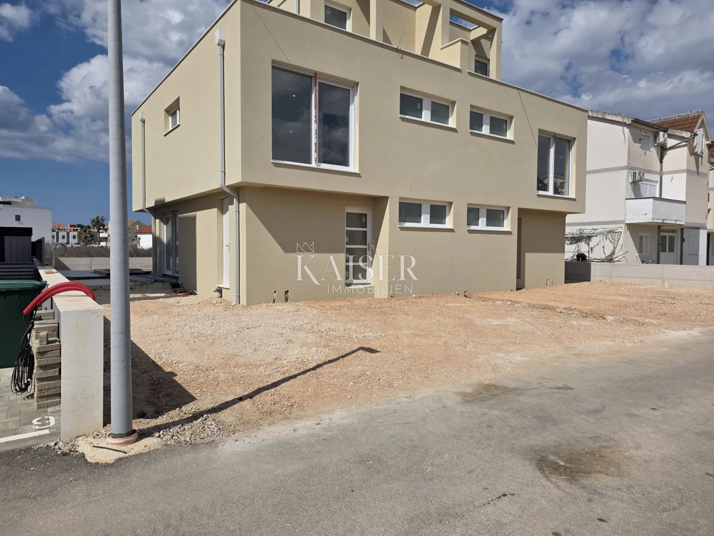 zadar, privlaka: moderna dvojna vila s bazenom i krovnom terasom - slika 5
