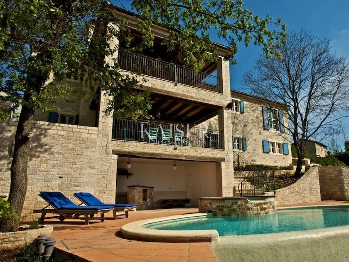 istra - tinjan - mediteranska kuća s bazenom, 215 m2 - slika 1