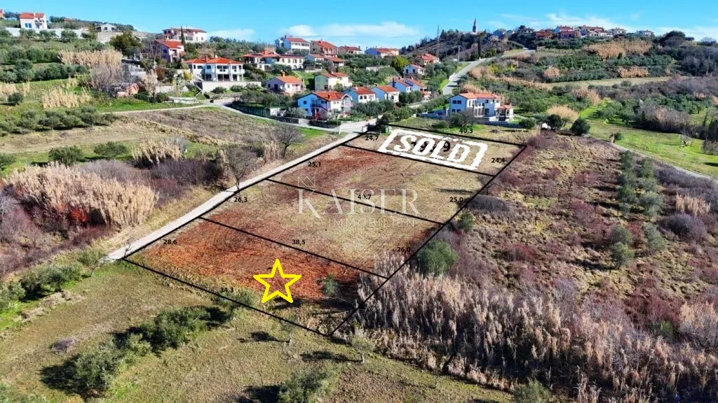 istra, buje - građevinsko zemljište, 1.032m2, top lokacija - slika 2