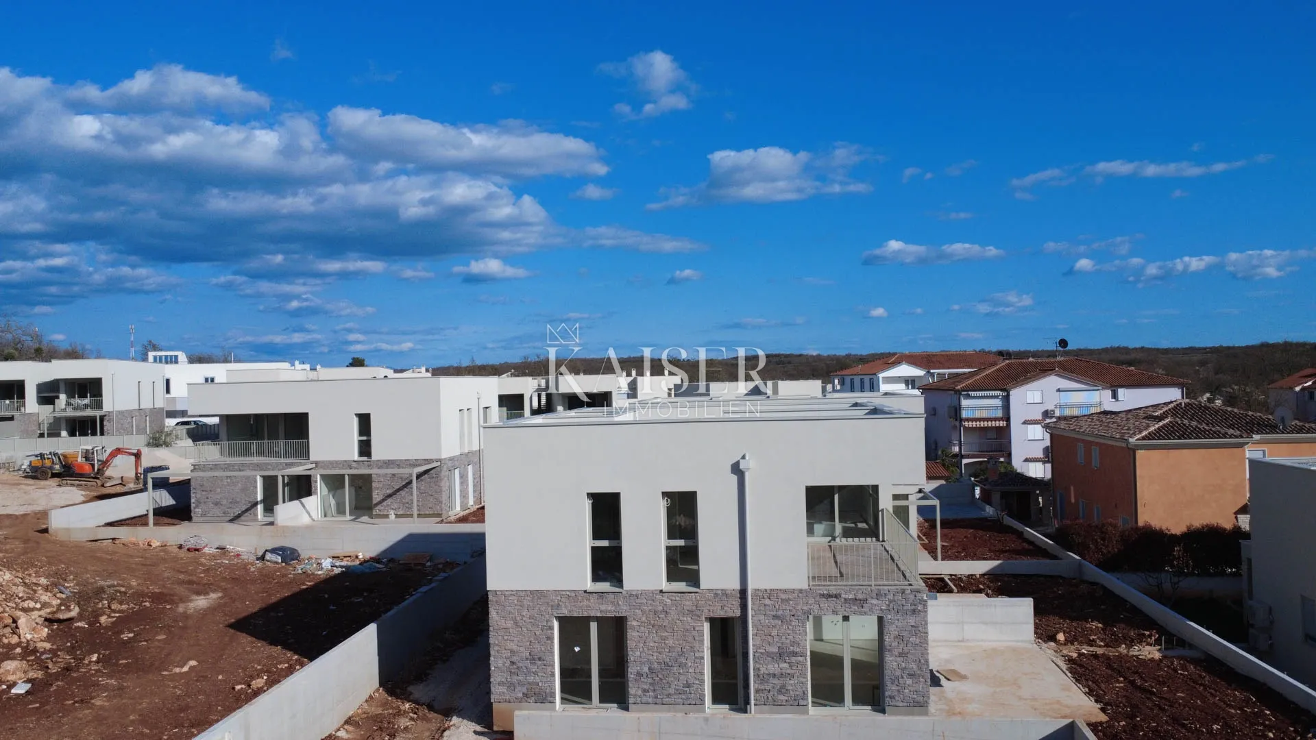 istra, novigrad, okolica - stan 54m2; krovna terasa 55m2; 300m od mora - slika 32