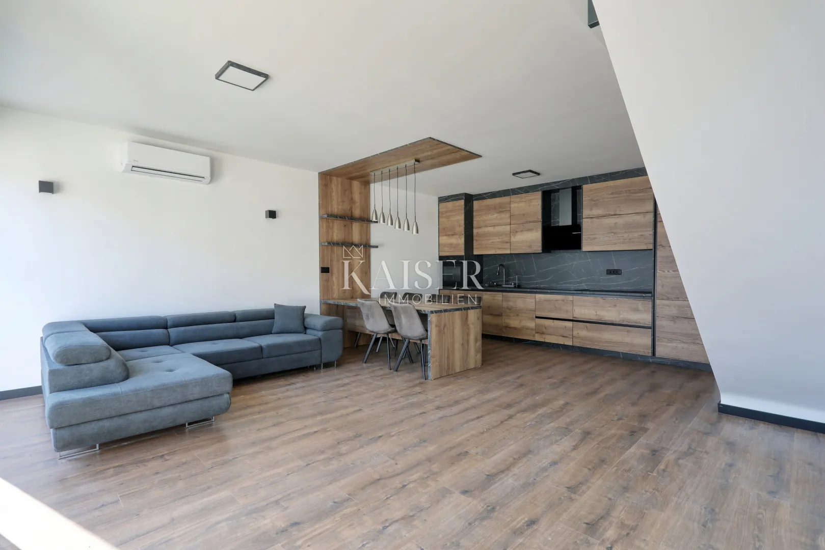 zadar, privlaka dvoetažni stan s vrtom u blizini mora - slika 17