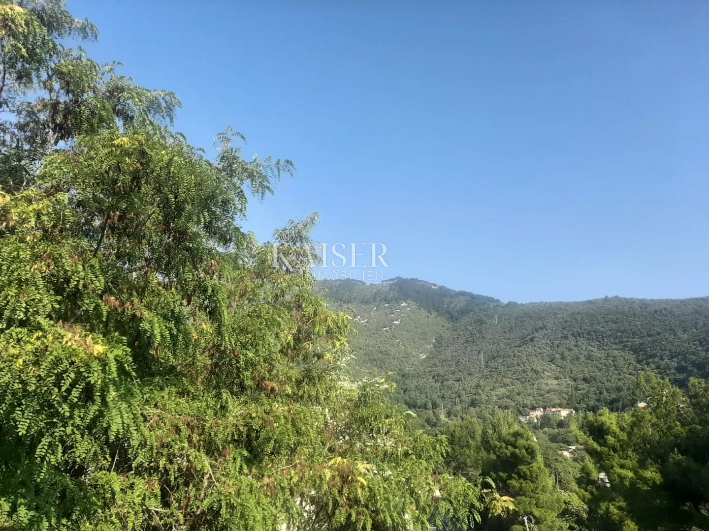 opatija, mošćenička draga- stan u blizini centra - slika 12