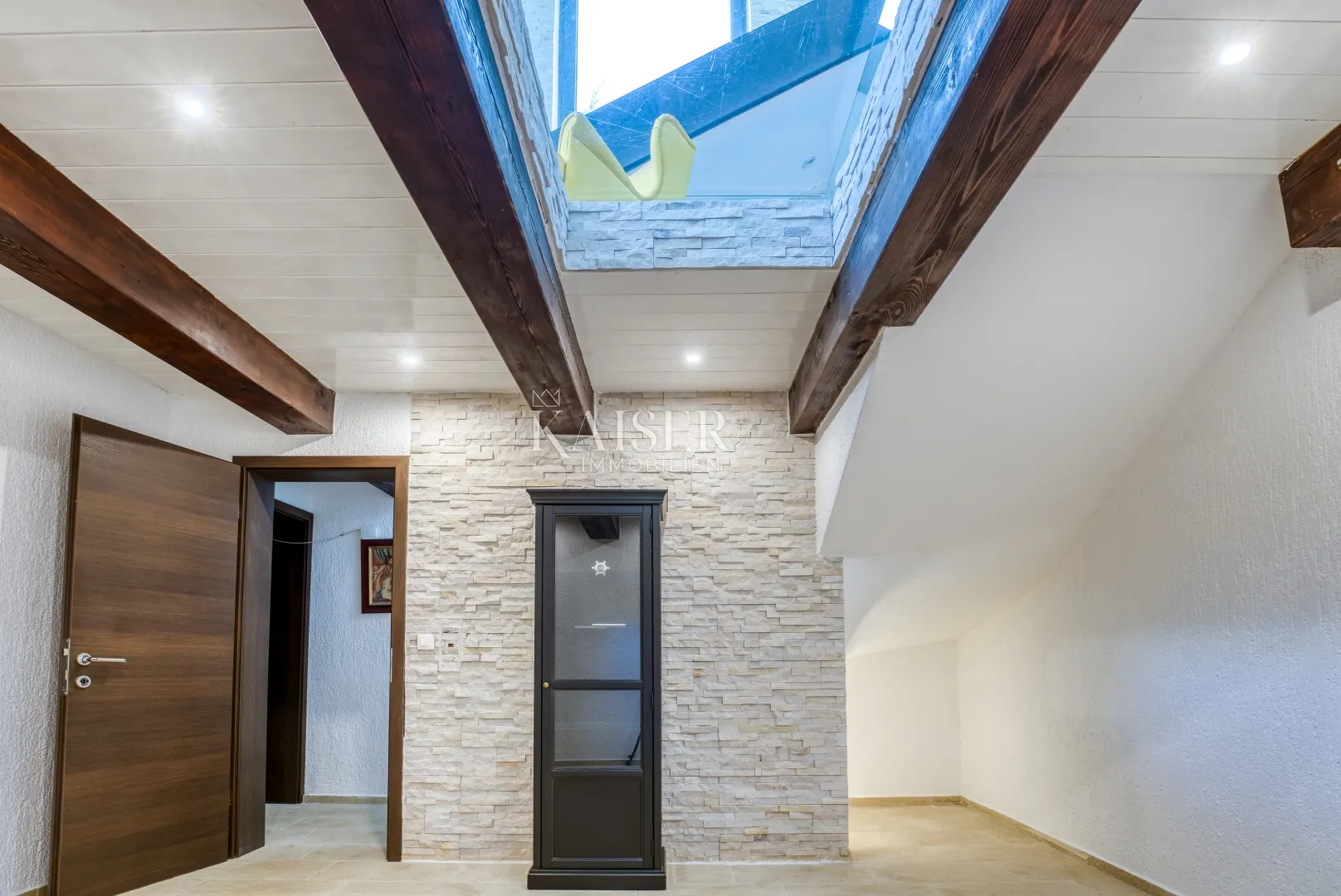 otok krk, kras - impresivna villa u oazi mira - slika 46