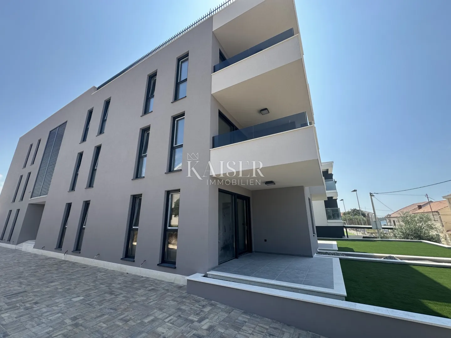 zadar, diklo, stan 94,58 m2, krovna terasa, 50 m od mora - slika 12