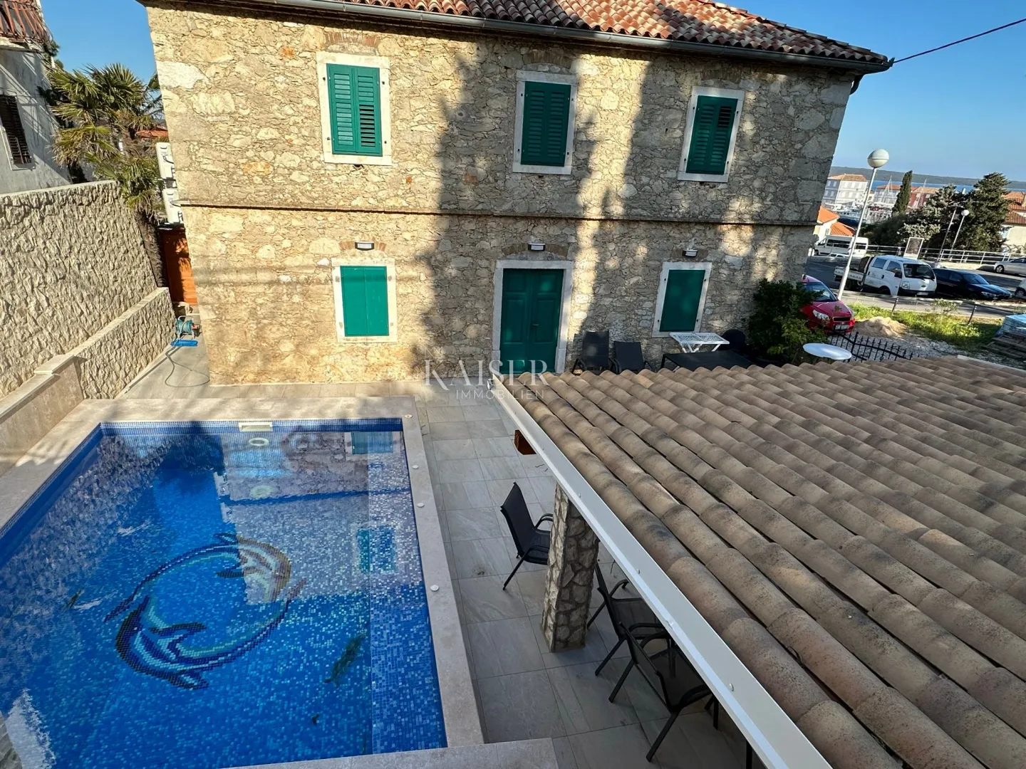 nerezine, otok lošinj - prekrasna kamena kuća s bazenom - slika 3